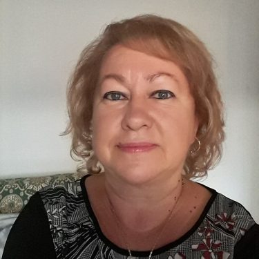 Cerco lavoro come badante in Perugia e dintorni.